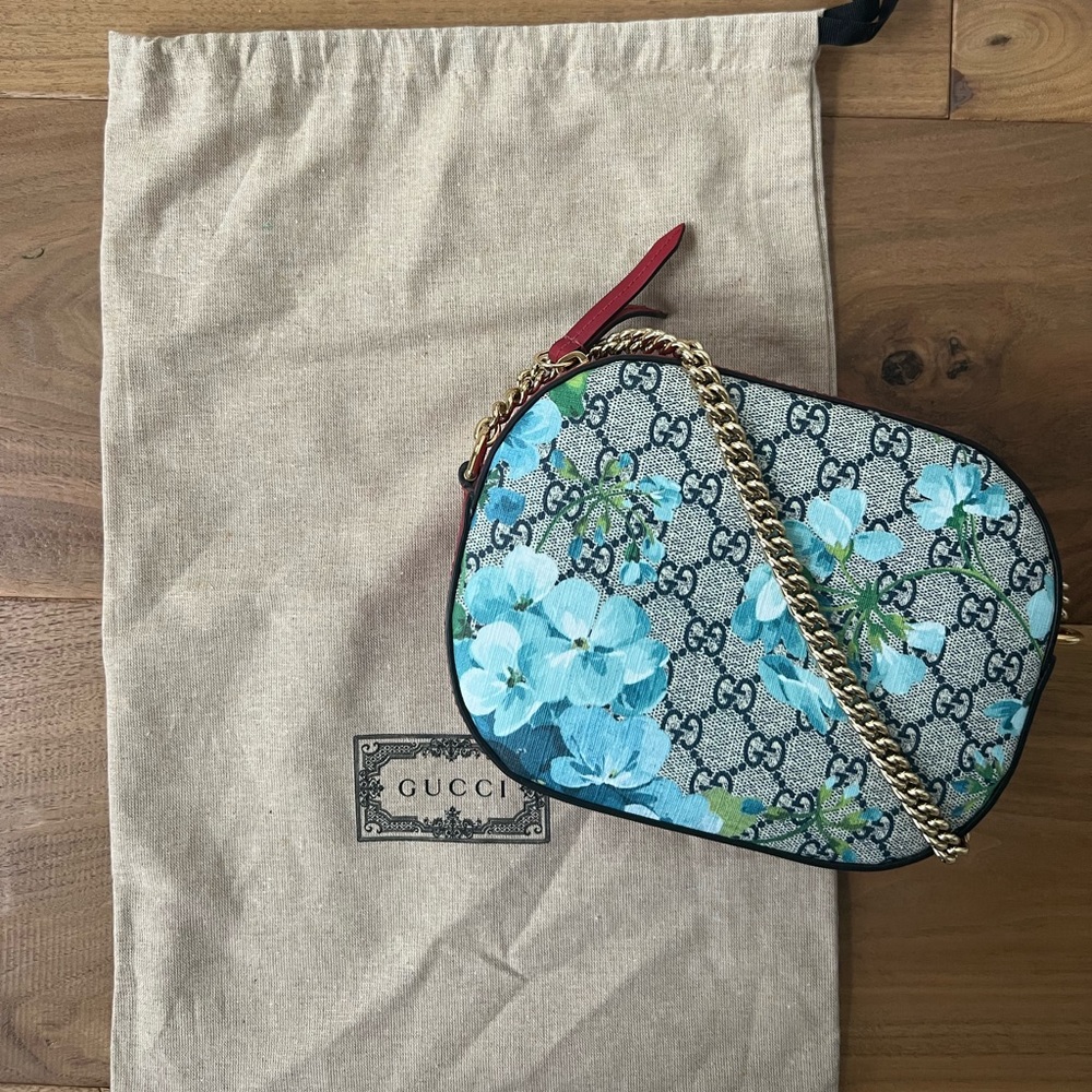 ❌SOLD❌AUTHENTIC GUCCI BLOOM CROSSBODY BAG - Picture 1 of 11